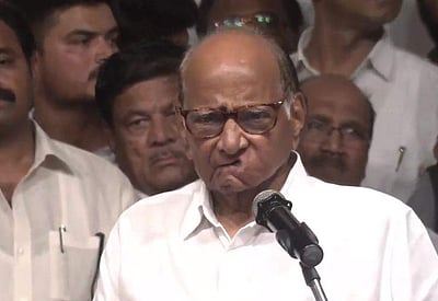 அதிகார ஆசை இல்லை; மக்களுக்காக தொடர்ந்து பணியாற்றுவோம்: சரத் பவார்