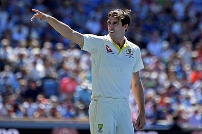 முதல் இன்னிங்ஸில் 237 ரன்களுக்கு இங்கிலாந்து ஆட்டமிழப்பு; 6 விக்கெட்டுகளை வீழ்த்தி பாட் கம்மின்ஸ் அசத்தல்!