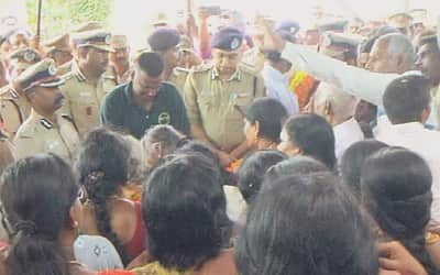 டிஐஜி விஜயகுமார் மறைவு: டிஜிபி சங்கர் ஜிவால் நேரில் அஞ்சலி