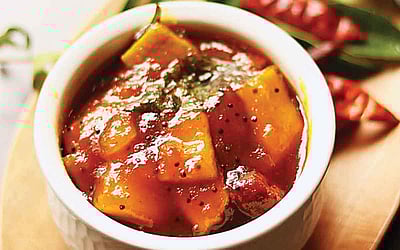 மாங்காய் வெல்லப் பச்சடி