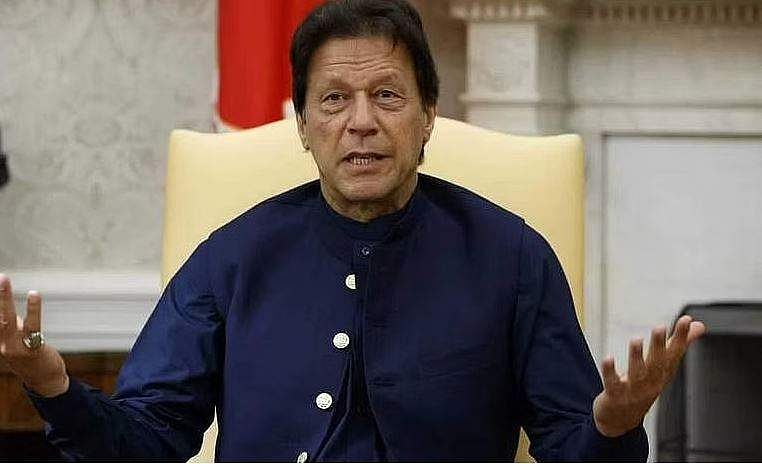 தடுமாற்றத்தில் ஜனநாயகம்! 