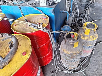 அவிநாசி அருகே எரிவாயு உருளை வெடித்து தொழிலாளி பலி!