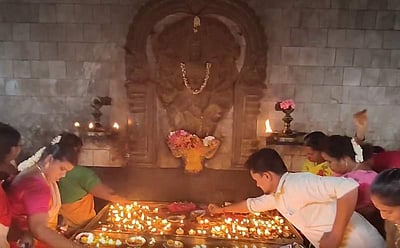 பட்டீஸ்வரம் ஞானாம்பிகை கோயிலில் ஆடி கடைசி வெள்ளி சிறப்பு தரிசனம்