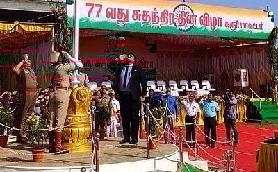 கரூரில் நலத்திட்ட உதவிகளை வழங்கினார் மாவட்ட ஆட்சியர்!