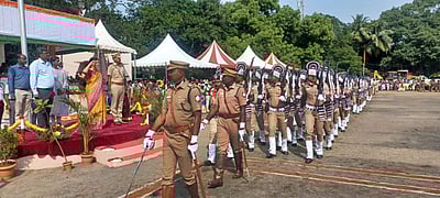 காஞ்சிபுரத்தில் சுதந்திர நாள் விழா: கொடியேற்றினார் மாவட்ட ஆட்சியர்!