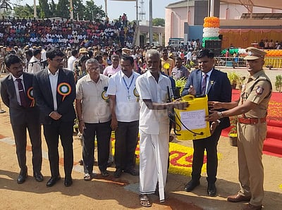 நெல்லையில் சுதந்திர நாள்: ரூ.27 லட்சம் மதிப்பிலான நல உதவிகள் வழங்கல்