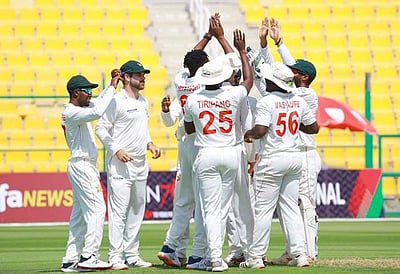 20 ஆண்டுகளுக்குப் பிறகு ஜிம்பாப்வே அணியுடன் டெஸ்ட் போட்டியில் விளையாடும் இங்கிலாந்து!