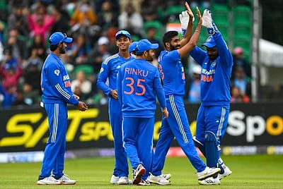 முதல் டி20: இந்தியாவுக்கு 140 ரன்கள் இலக்கு