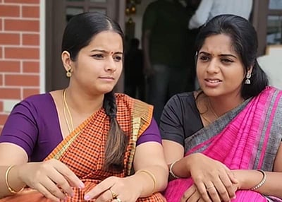 எதிர்நீச்சல் நந்தினிக்கு பின்னணி குரல் கொடுப்பது யார் தெரியுமா?