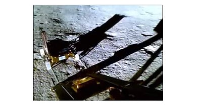 நிலவில் 8 மீட்டர் பயணித்த சந்திரயான்- 3 ரோவர்