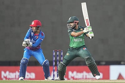 கடைசி ஒருநாள் போட்டி: ஆப்கானிஸ்தானுக்கு 269 ரன்கள் இலக்கு நிர்ணயித்த பாகிஸ்தான்!