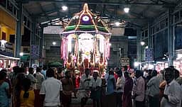 திருநள்ளாறு தா்பாரண்யேஸ்வரா் கோயில் பிரம்மோற்சவ தோ்கால் முகூா்த்தம்!