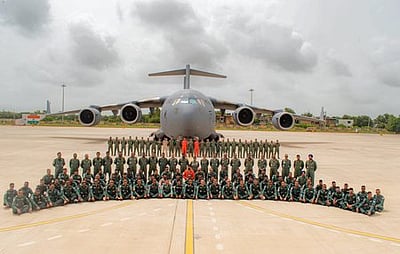 இந்திய ராணுவத்தில் மணமாகாத பொறியியல் பட்டதாரிகளுக்கு வேலை! ரூ.2,50,000 ஊதியம்