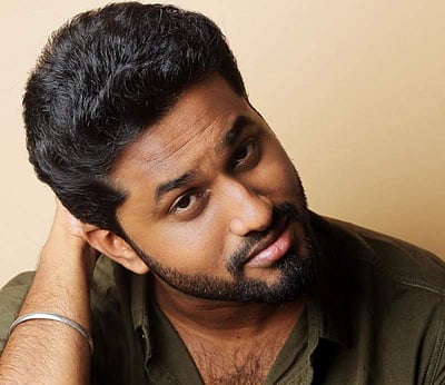 சீரியல் நடிகையை கரம் பிடித்த பிரபல யூடியூபர்: வைரல் புகைப்படங்கள்!