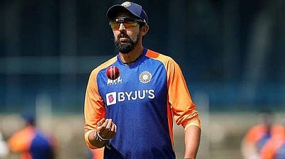 சிறந்த பந்துவீச்சாளர்கள் அடங்கிய இந்திய அணியை விராட் கோலியிடம்  ஒப்படைத்தவர் தோனி : இஷாந்த் சர்மா