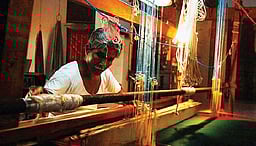 பரமக்குடி (தனி)...! நூல் சேமிப்புக் கிடங்கு தேவை! 