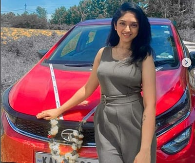 கார் வாங்கி பதிலடி கொடுத்த நடிகை! மனித இயந்திரமாக மாற்றியதற்கு நன்றி!!