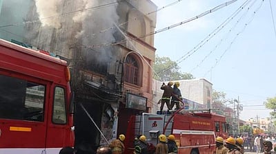 தூத்துக்குடி வாகன உதிரிபாக விற்பனைக் கடையில் தீ விபத்து!