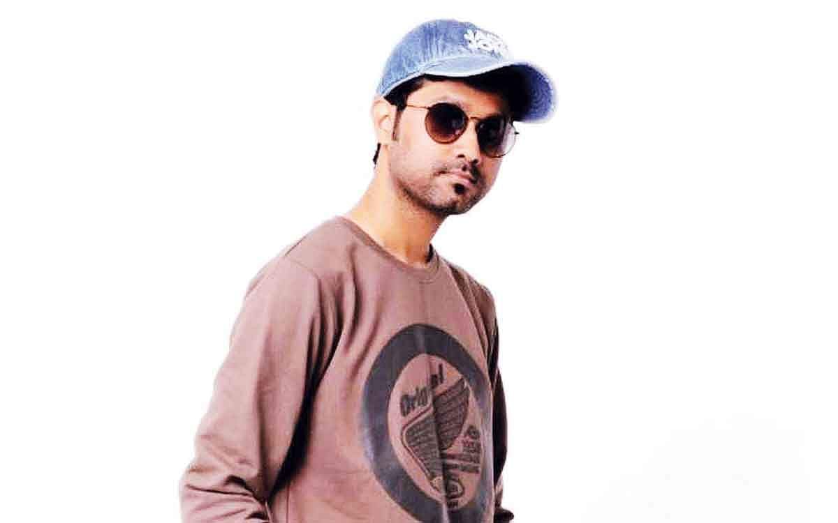 சுதந்திர இசையில் முத்திரை