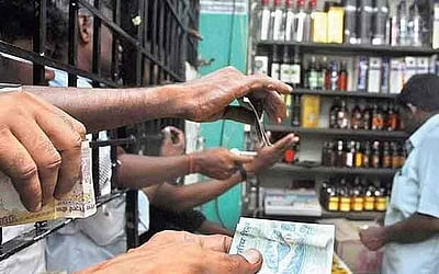 ரூ. 10 புகார் - டாஸ்மாக் கடைகளில் ஸ்வைப் மெஷின்கள்: டெண்டர் வெளியீடு