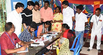 மகளிா் உரிமைத் தொகை: தமிழகம் முழுவதும் 2-ஆம் கட்ட முகாம்கள் தொடக்கம்