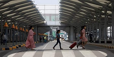 தில்லி விமான நிலையத்தில் ரூ.75 லட்சம் மதிப்புள்ள மருந்துகள் பறிமுதல்!