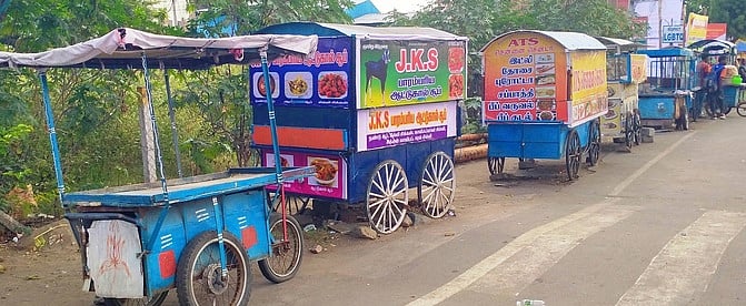 போக்குவரத்துக்கு இடையூறு: சாலையோர ஆக்கிரமிப்புகள் அகற்றப்படுமா?