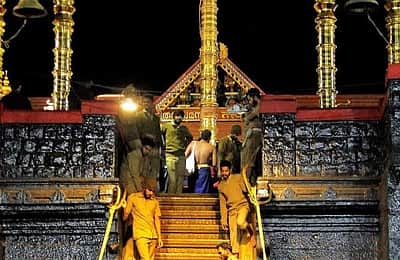 சபரிமலை ஐயப்பன் கோயில் நடை இன்று திறப்பு