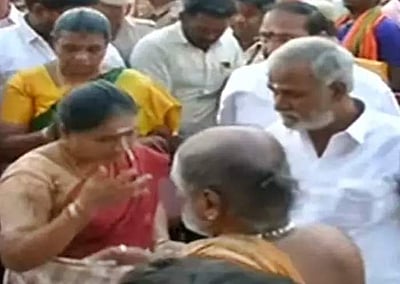 ஆடிக் கிருத்திகை: திருத்தணி முருகன் கோயிலில் அமைச்சர் சேகர்பாபு சாமி தரிசனம்