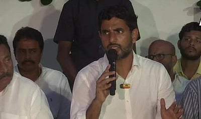 உள்நோக்கத்துடன் சந்திரபாபு நாயுடு சிறைப்பிடிப்பு! மகன் குற்றச்சாட்டு!!