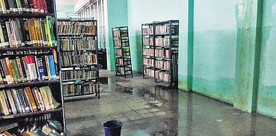 சென்னை நூலகத்தில் 3 மாதங்களாக கழிவறை நீர்க்கசிவு: ஒரு லட்சம் புத்தகங்கள் சேதமாகும் அபாயம்!