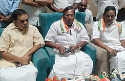 தமிழகம், புதுவையில் தோ்தலை தனித்தனியாக நடத்துவதில் உள்நோக்கம்!