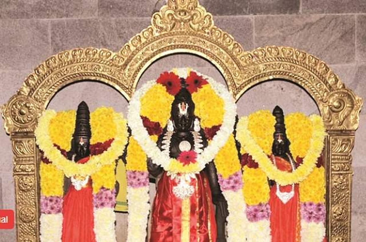 பிள்ளைப் பேறு அருளும்...