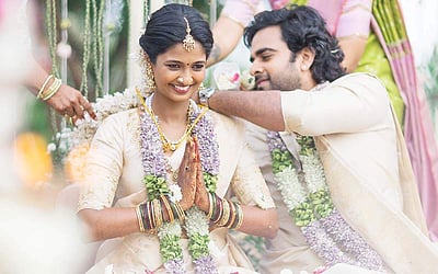 அசோக் செல்வன் - கீர்த்தி பாண்டியன் திருமண புகைப்படம்