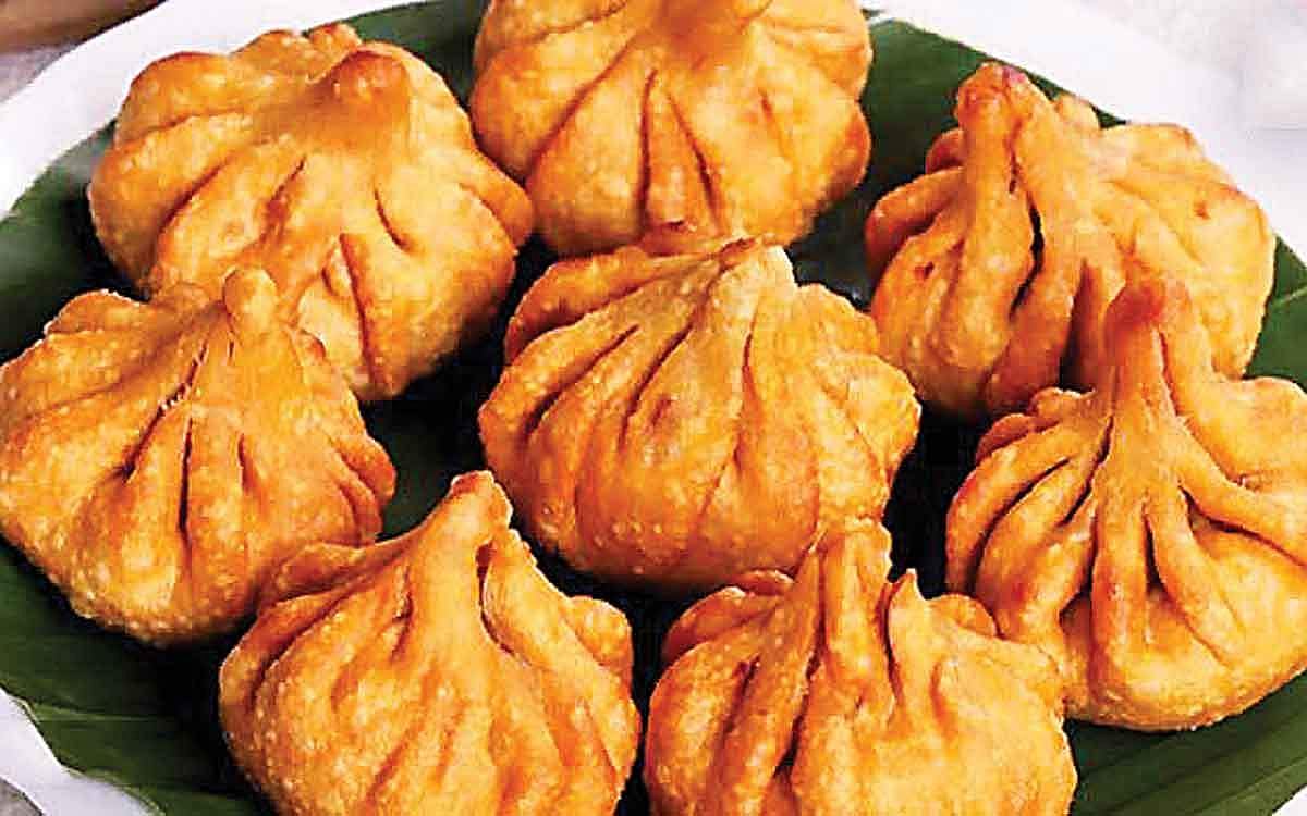 பொரித்த மோதகம்