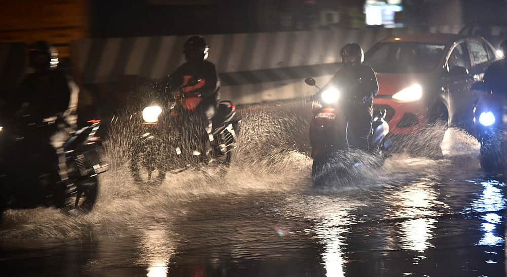 அடுத்த 2 மணி நேரத்துக்கு 12 மாவட்டங்களில் மழை!