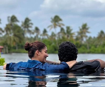 புதிய தோற்றத்தில் நயன் - விக்கி குடும்பப் புகைப்படம்!