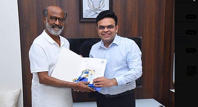 உலகக் கோப்பை கிரிக்கெட்டை காண ரஜினிக்கு கோல்டன் டிக்கெட்!