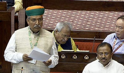 மாநிலங்களவையில் மகளிர் இடஒதுக்கீடு மசோதா தாக்கல்!