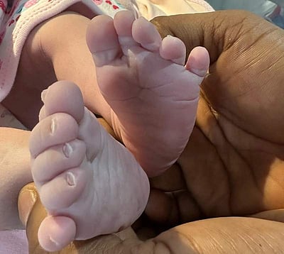 குக் வித் கோமாளி பிரபலத்துக்கு பெண் குழந்தை!