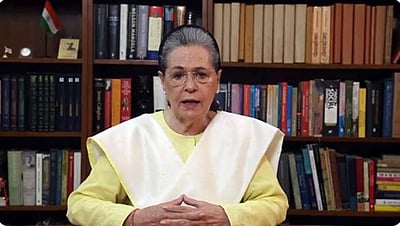 சோனியா காந்தி மருத்துவமனையில் அனுமதி