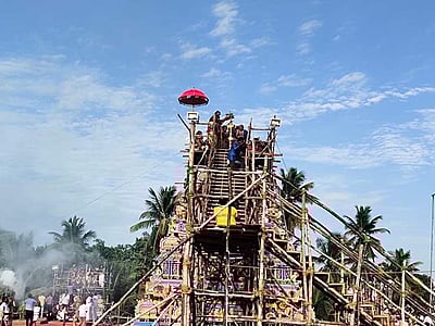 மாயூரநாதர் கோயில் மகா கும்பாபிஷேகம்: பல்வேறு ஆதீனகர்த்தர்கள், பல்லாயிரக்கணக்கான பக்தர்கள் தரிசனம்!