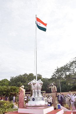 விடுதலைக் காவலன்