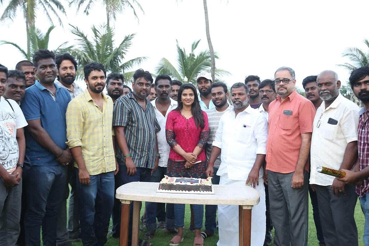 தீயவர் குலைகள் நடுங்க படப்பிடிப்பு நிறைவு - புகைப்படங்கள்