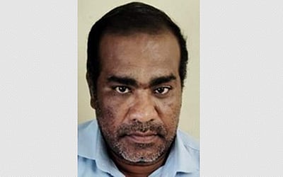 ரூ.40 ஆயிரம் லஞ்சம்: கிராம நிா்வாக அலுவலா் கைது