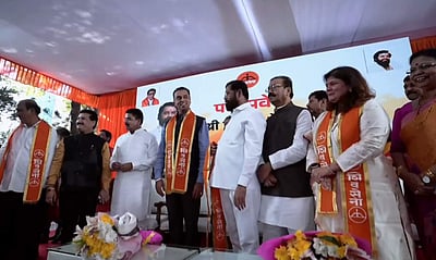 காங்கிரஸில் இருந்து விலகி சிவசேனையில் இணைந்த முன்னாள் மத்திய அமைச்சர்