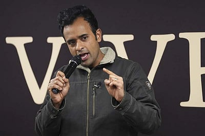 அமெரிக்க அதிபர் தேர்தல்: விவேக் ராமசாமி விலகல்!