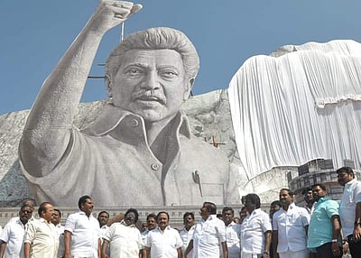 சேலம் மாநாட்டில் பிரம்மாண்ட ட்ரோன் ஷோ: அமைச்சர் கே.என். நேரு