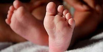 பேருந்து நிலையத்தில் தூங்கிய தாய், கடத்தப்பட்ட குழந்தை!
