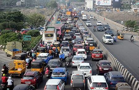 திண்டாட்டமான திருவிழா!